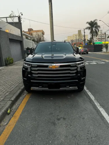 Chevrolet Silverado High Country 5.3 V8 AWD Aut. 2024
