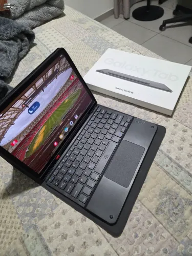 Samsung Galaxy Tab S9 FE 128GB + Capa Teclado Slim Original + S Pen (Impecável/Na Caixa)
