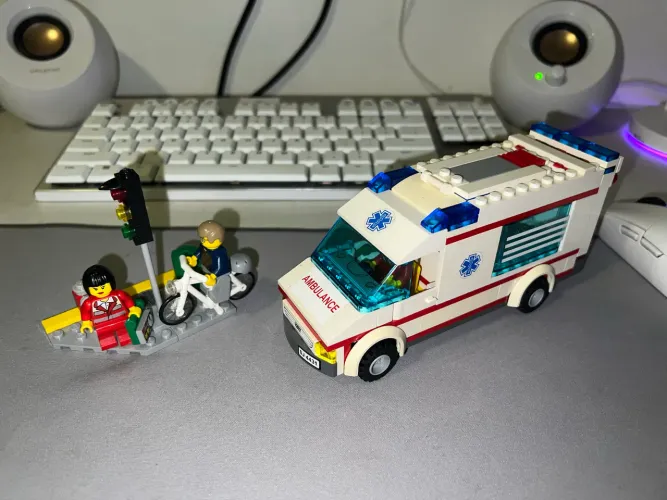 Lego city - ambulância (2012)