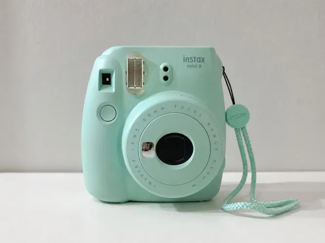 Instax mini 9