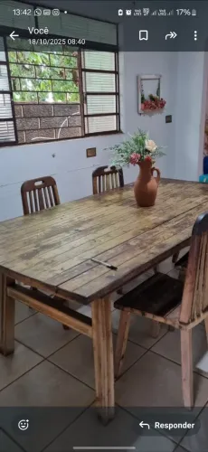 Mesa madeira maciça