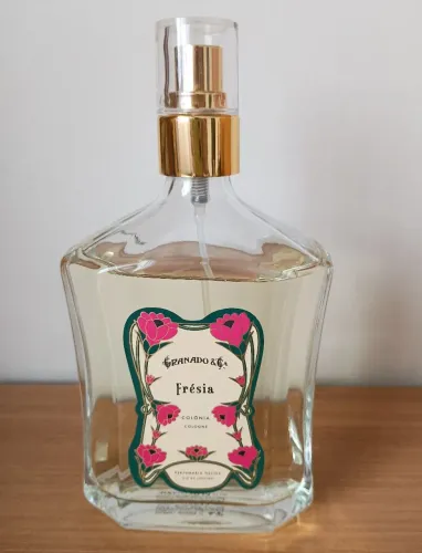 Perfume Frésia Granado