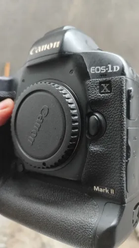 Canon 1Dx MARK II