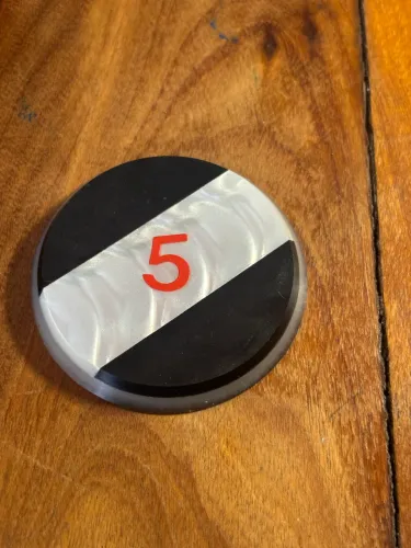 Botão Antigo Do Vasco De 44,75 Mm Bequinho Madrepérola - cód: 009
