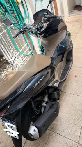 PCX 2025