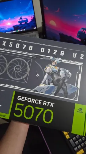 (Lacrada) RTX 5070 12 GB Asus Atlas Shark OC ATS V2 Sem RGB