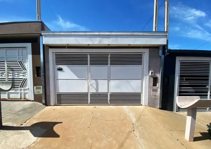 Casa com 2 dormitórios para alugar, 110 m² por R$ 1.500,01/mês - Jardim Santa Antonieta -