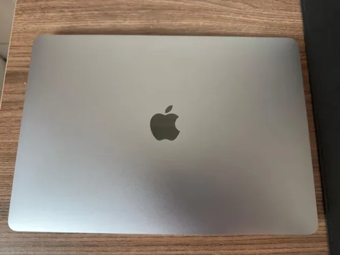 MacBook Air M1 16Gb RAM + Acessórios