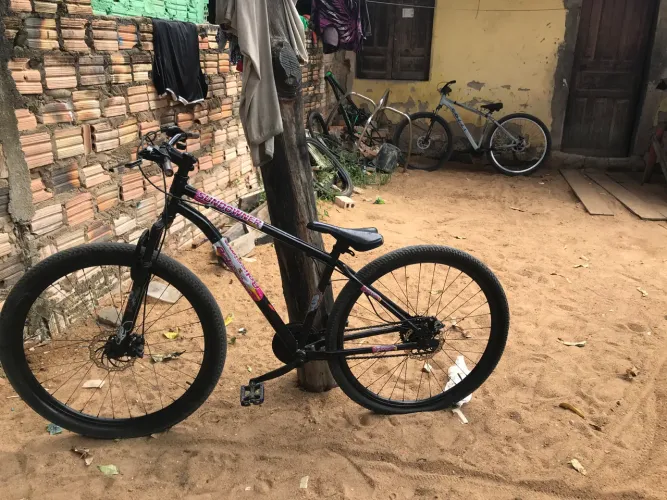 Vende-se uma baike