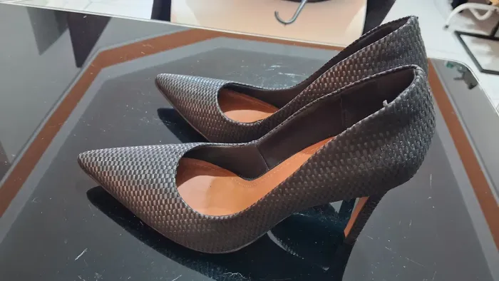 Sapato feminina Bebecê semi novo impecável 
