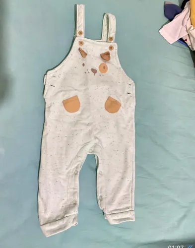 Roupinhas de bebê para menino de 0 a 9 meses