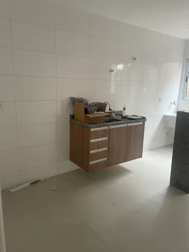 Aluga se quarto e cozinha em perus