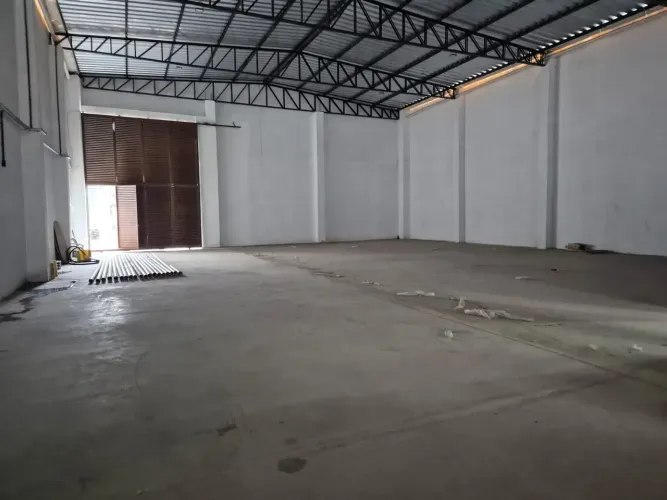 Alugo Galpão 330 metros