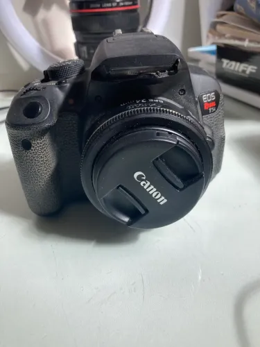 Canon T5i + Lente 18-55 (kit completo) - PREÇO BAIXO