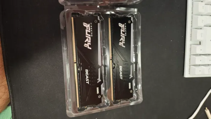 Memória Ram DDR5 2x8GB Fury RGB