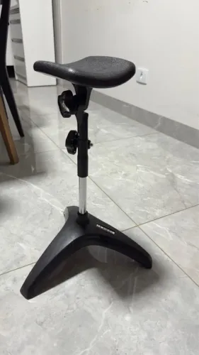 Dompel - Suporte Tripé Para Apoio Das Pernas Manicure Pedicure