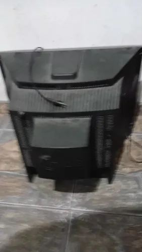 Tv de tubo LG no estado.