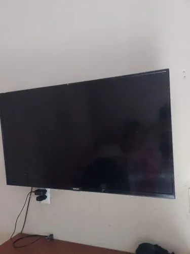 Tv 43 polegadas para retirada de peças 