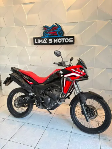 VENDO OU TROCO HONDA SAHARA 300 2025 ( LIMAS MOTOS)