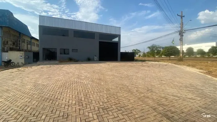Galpão novo na 912 Sul