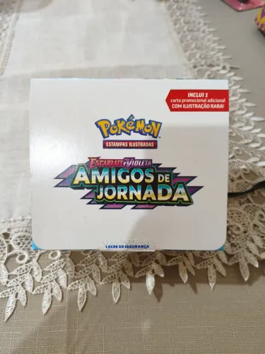 Booster Box Amigos De Jornada - Pokémon Tcg [ Ev9 ] Idioma Português