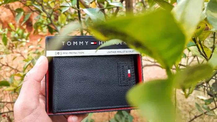 Carteira Masculina Tommy Hilfiger Passcase Bifold (Original)