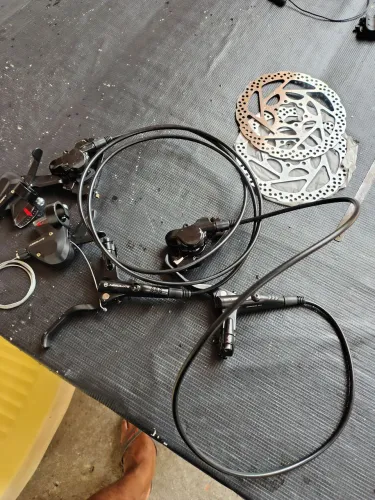 Vendo freio hidráulico para bicicleta completa 
