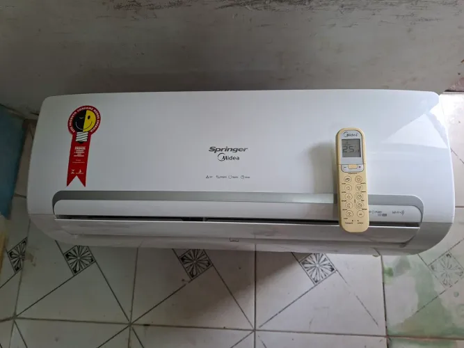 Ar-condicionado 9.000btus filé