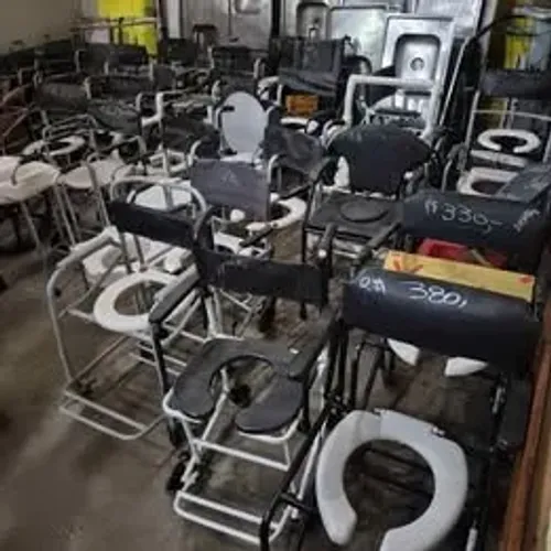 CADEIRA DE BANHO E HIGIÊNICAS