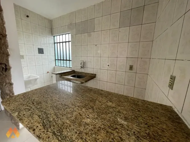 OPORTUNIDADE!! Riviera (Parte Alta) - Excelente Kitnet de 25m² c/ Vaga de Garagem!!!