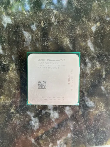 Processador AMD Phenom II X4 820 - Quad-Core