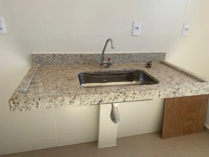 Pia de granito nova