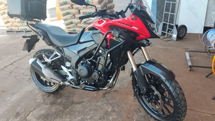 Moto sem detalhes nunca caiu 2 pneus novos relação Nova trocado na Honda
