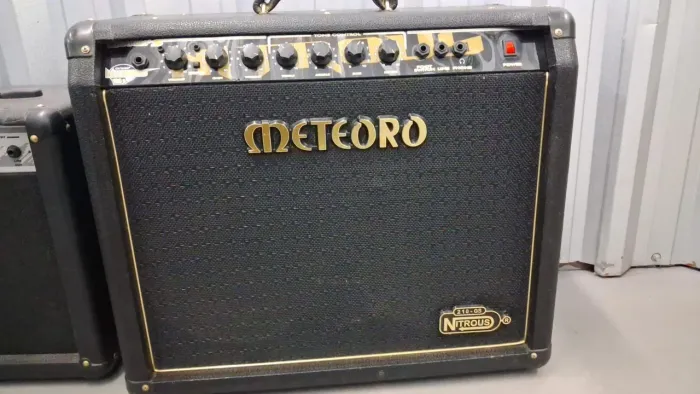 Amplificador Meteoro Nitrus