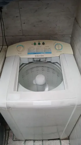Máquina de Lavar Electrolux 10kg - Funcionando Perfeitamente