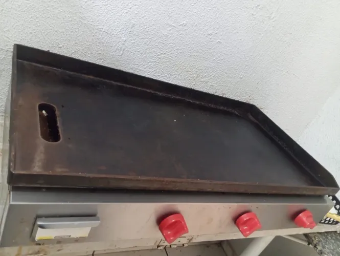 Chapa industrial de lanches