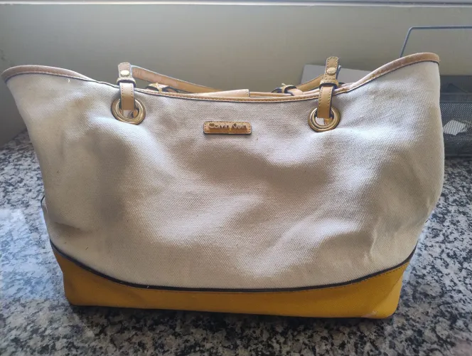 Bolsa ombro/mão Calvin Klein 