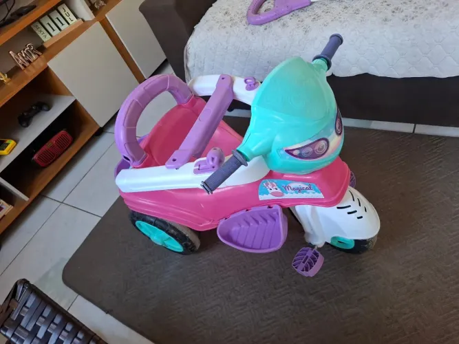 Carrinho de Passeio Triciclo Infantil Maral Baby City Velocipe