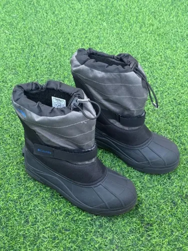 bota de neve columbia 38