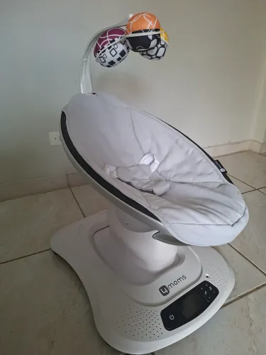 Cadeirinha de balanço Mamaroo 