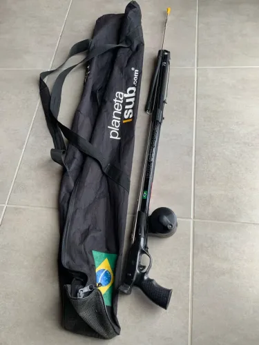 Arbalete PK Sub 70 com cabeçote aberto acompanha case