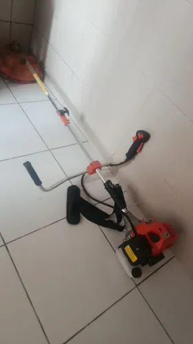Vende - se roçadeira Nagazaki