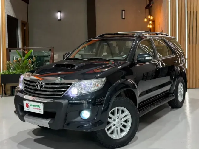 Toyota Hilux SW4 4X4 3.0 8V TB Diesel 2013