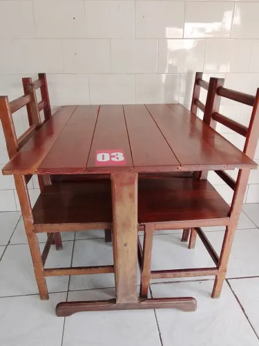 Kit com 8 Mesas de Madeira para Restaurante/Lanchonete