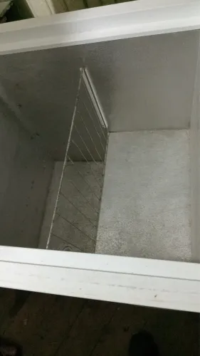 Vendo freezer a balcão 