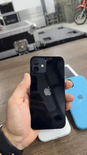 iPhone 12 64GB
