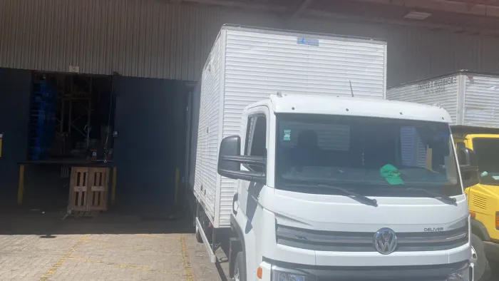 Caminhão só pegar e trabalhar