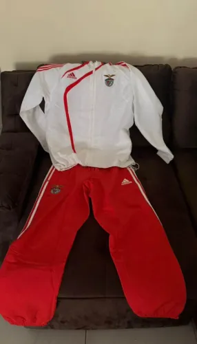 conjunto track suit hino benfica