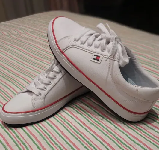 TÊNIS TOMMY HILFIGER