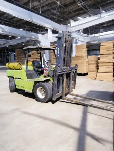 Empilhadeira 5 Tons Clark C500